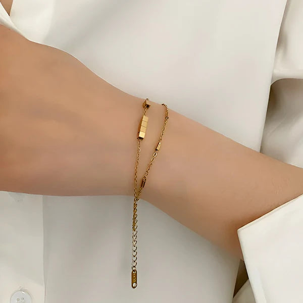 Minimal Cubic Layered Bracelet
