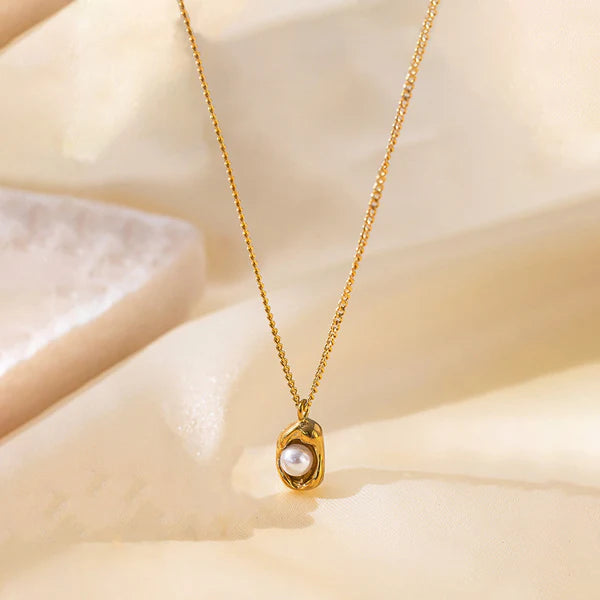 Pearl Studded Pendant