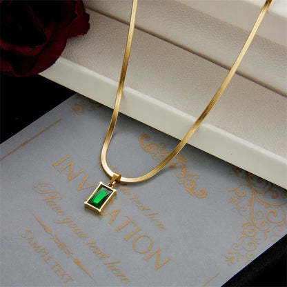 Snake chain Emerald Pendant