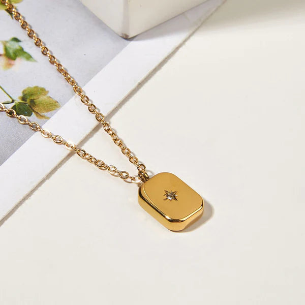 Gold-Plated Anti Tarnish Gold-Toned Star Themed Pendant