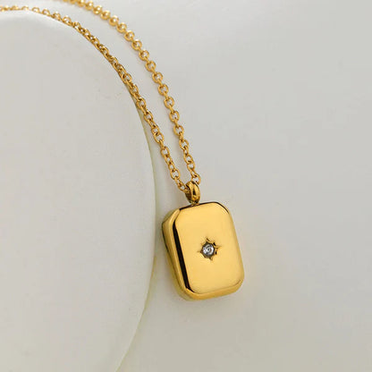 Gold-Plated Anti Tarnish Gold-Toned Star Themed Pendant