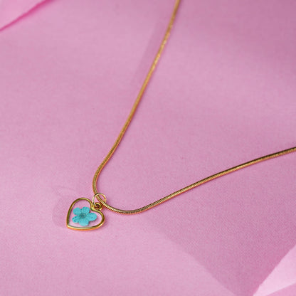 Petal Love Necklace Gold