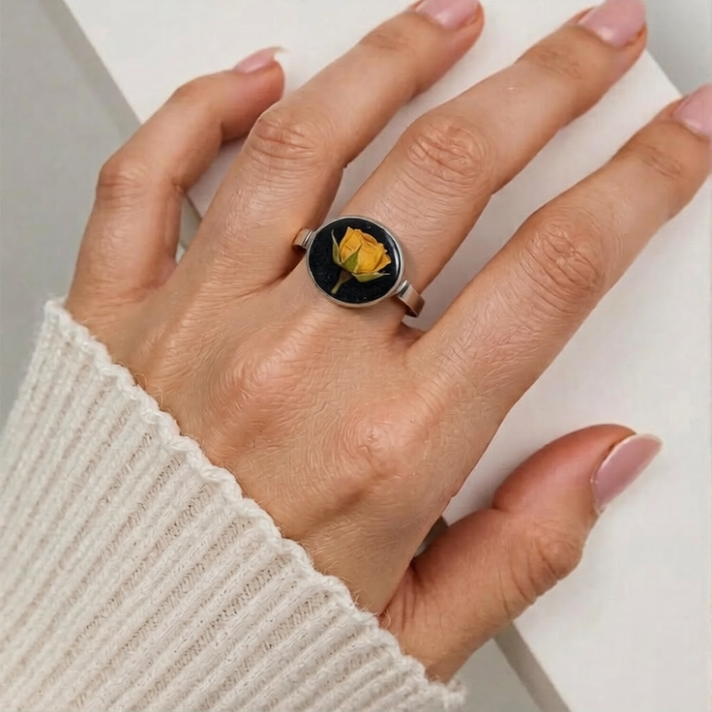 Velvet Petal Ring