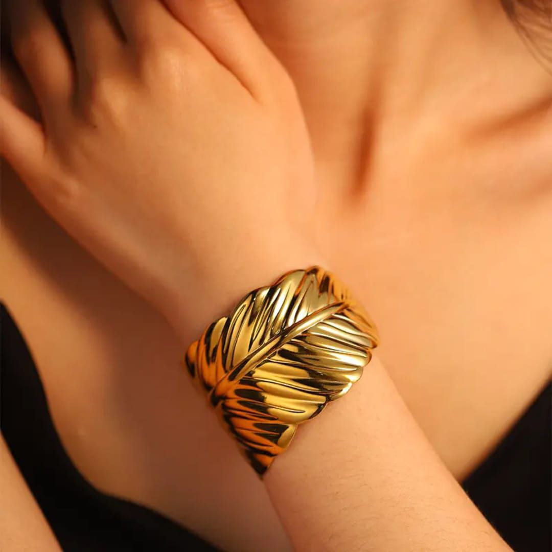 Sunlit Feather Hand Cuff