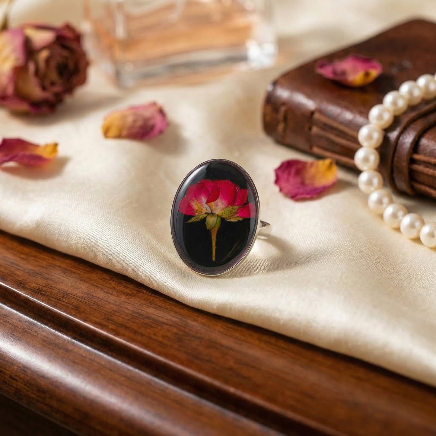 Noir Rose Ring