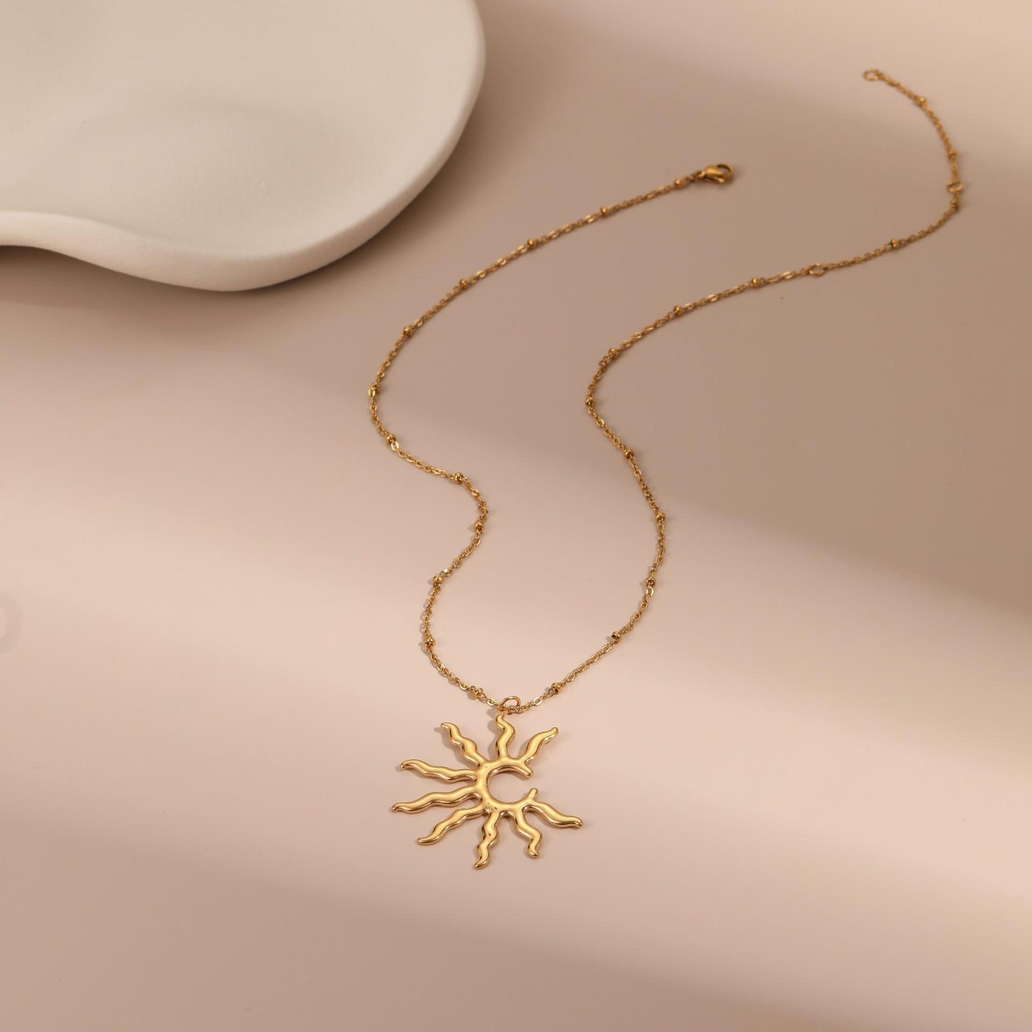 Solaris Necklace